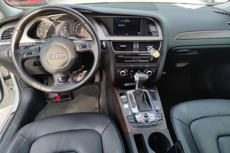 Used Audi A4L 2015 35 TFSI Automatic Technology Model Center Console