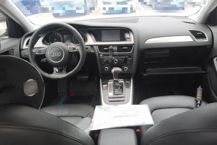 Used Audi A4L 2015 35 TFSI Automatic Standard Model Center Console