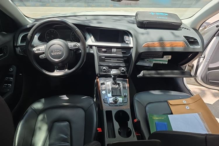 Used Audi A4L 2015 35 TFSI Automatic Technology Model Center Console
