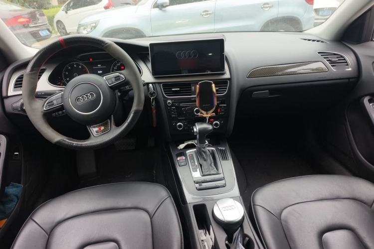Used Audi A4L 2015 35 TFSI Automatic Comfort Model Center Console