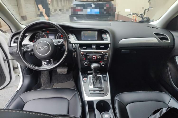 Used Audi A4L 2015 45 TFSI quattro Individual Sport Edition Center Console