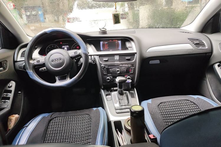 Used Audi A4L 2015 35 TFSI Automatic Standard Model Center Console