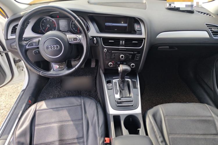 Used Audi A4L 2015 35 TFSI Automatic Standard Model Center Console