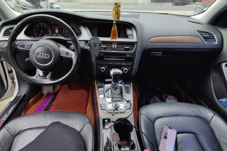 Used Audi A4L 2015 35 TFSI Automatic Technology Model Center Console