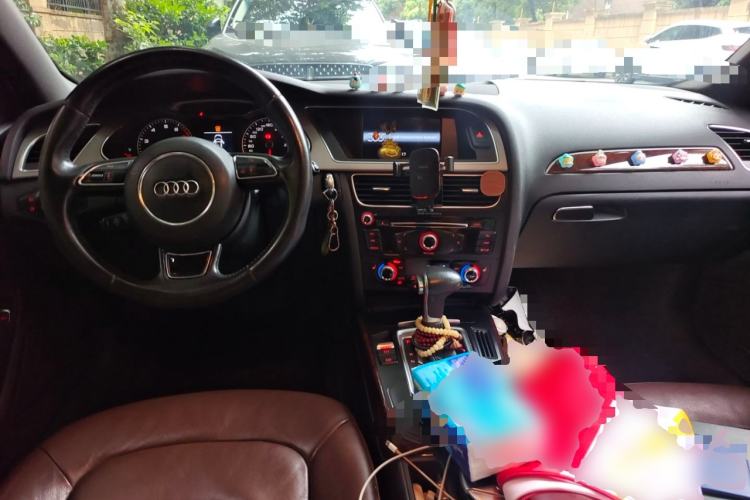 Used Audi A4L 2015 35 TFSI Millionth Anniversary Comfort Edition Center Console