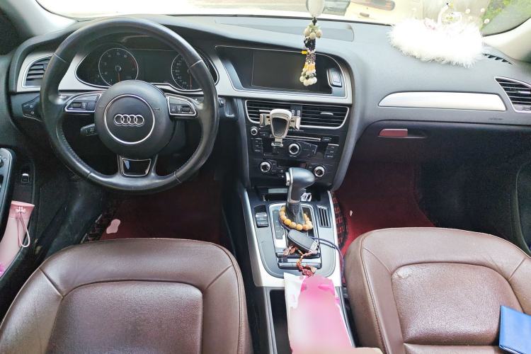 Used Audi A4L 2015 35 TFSI Automatic Standard Model Center Console