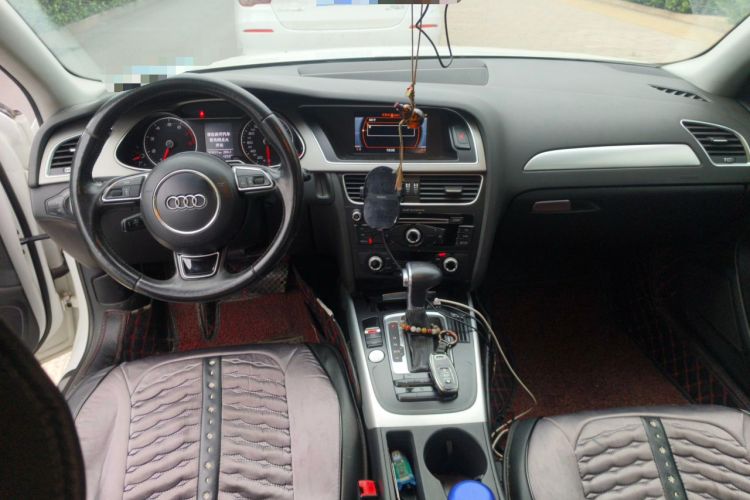 Used Audi A4L 2015 35 TFSI Automatic Standard Model Center Console