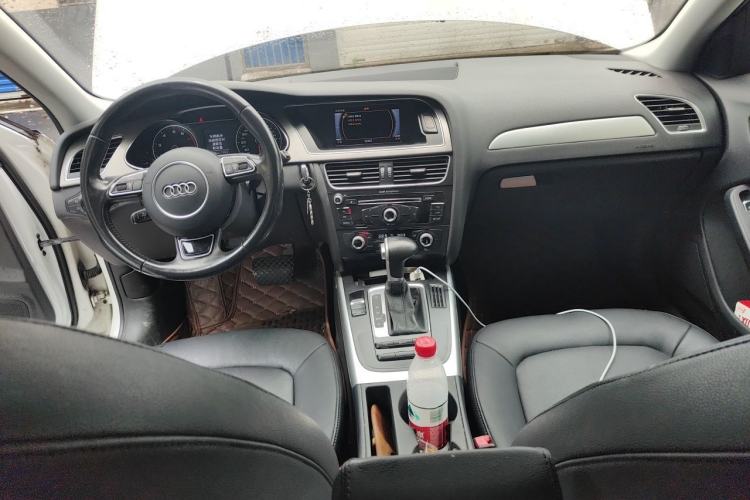 Used Audi A4L 2015 35 TFSI Automatic Standard Model Center Console