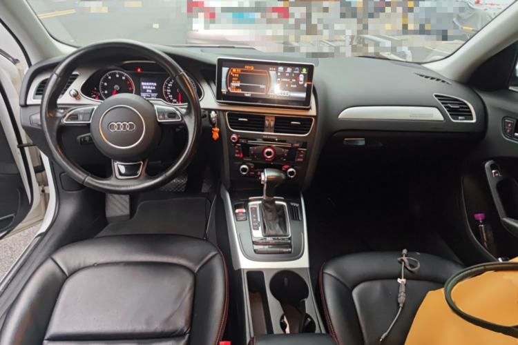 Used Audi A4L 2015 45 TFSI quattro Individual Sport Edition Center Console