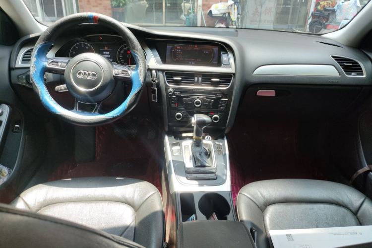 Used Audi A4L 2015 35 TFSI Automatic Standard Model Center Console