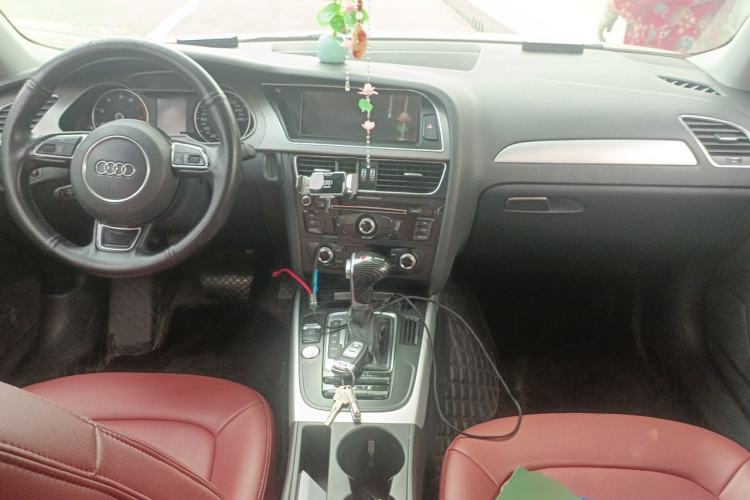Used Audi A4L 2015 35 TFSI Automatic Standard Model Center Console