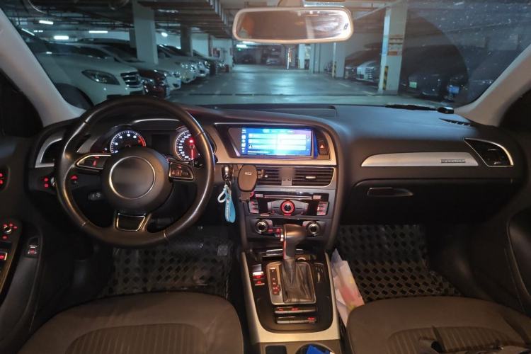 Used Audi A4L 2015 45 TFSI quattro Individual Sport Edition Center Console