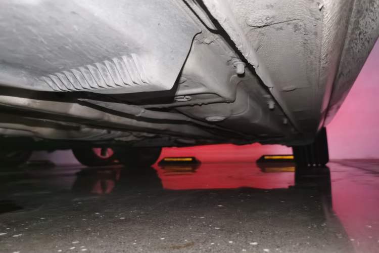 Used Audi A4L 2015 35 TFSI Automatic Comfort Model Chassis Front Left