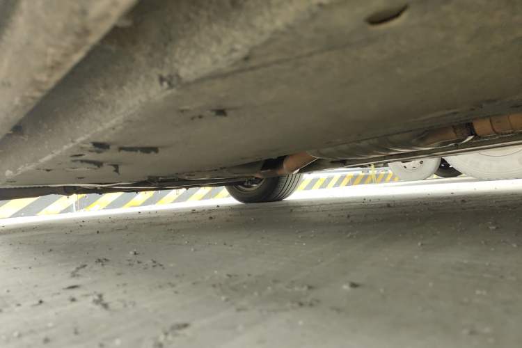 Used Audi A4L 2015 35 TFSI Automatic Standard Model Chassis Front Left