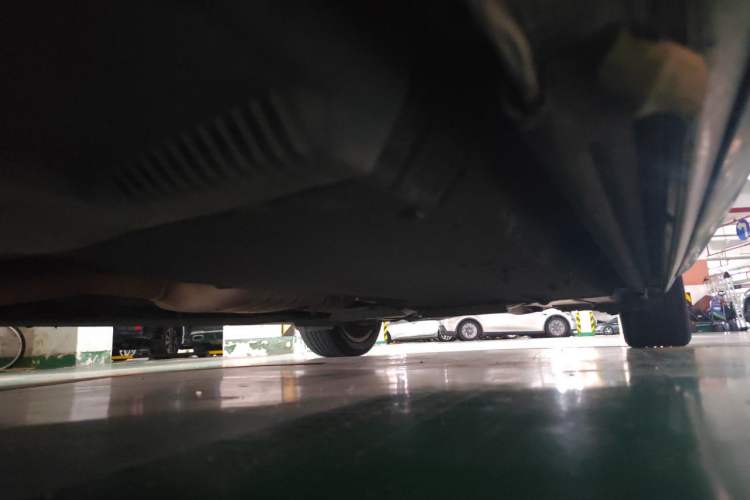 Used Audi A4L 2015 35 TFSI Automatic Comfort Model Chassis Front Left