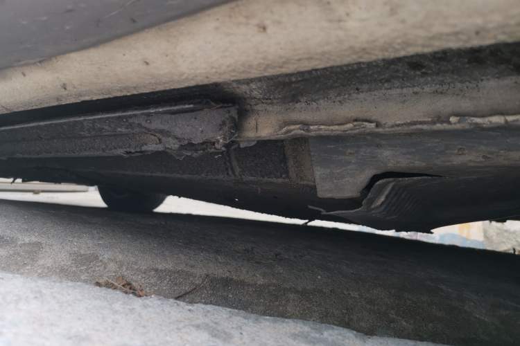 Used Audi A4L 2015 35 TFSI Automatic Standard Model Chassis Front Right