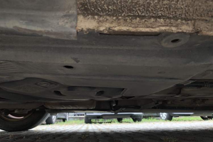 Used Audi A4L 2015 30 TFSI Automatic Comfort Model Chassis Rear Right