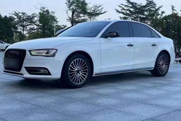 Used Audi A4L 2015 35 TFSI Automatic Comfort Model Guazi used car, China used car export, Used car for sale, Used  cars, Cheapest cars for sale