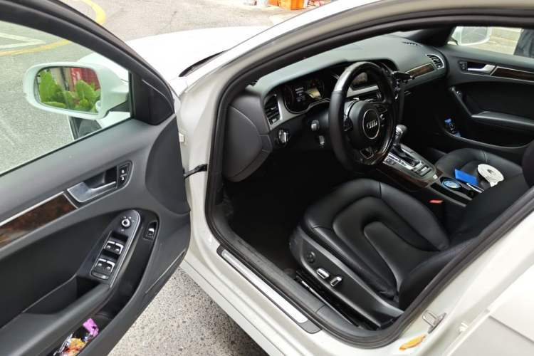 Used Audi A4L 2015 35 TFSI Automatic Comfort Model Driver Seat