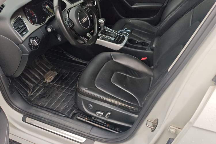 Used Audi A4L 2015 35 TFSI Automatic Standard Model Driver Seat