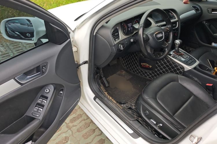 Used Audi A4L 2015 30 TFSI Automatic Comfort Model Driver Seat