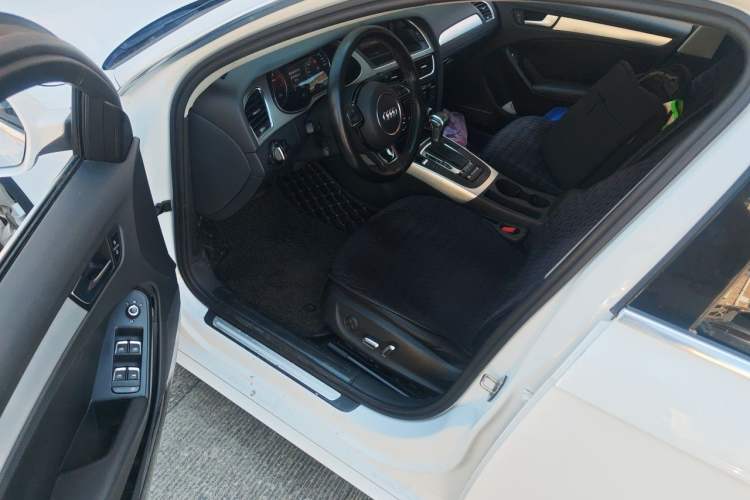 Used Audi A4L 2015 35 TFSI Automatic Standard Model Driver Seat