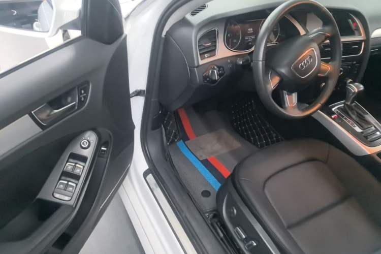 Used Audi A4L 2015 30 TFSI Automatic Comfort Model Driver Seat