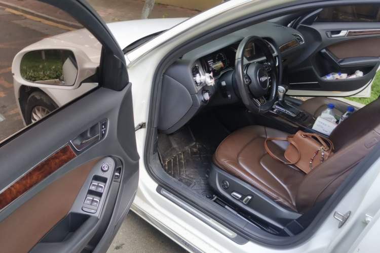 Used Audi A4L 2015 35 TFSI Automatic Comfort Model Driver Seat