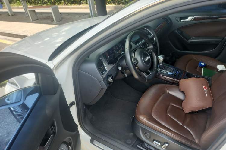 Used Audi A4L 2015 35 TFSI Automatic Comfort Model Driver Seat