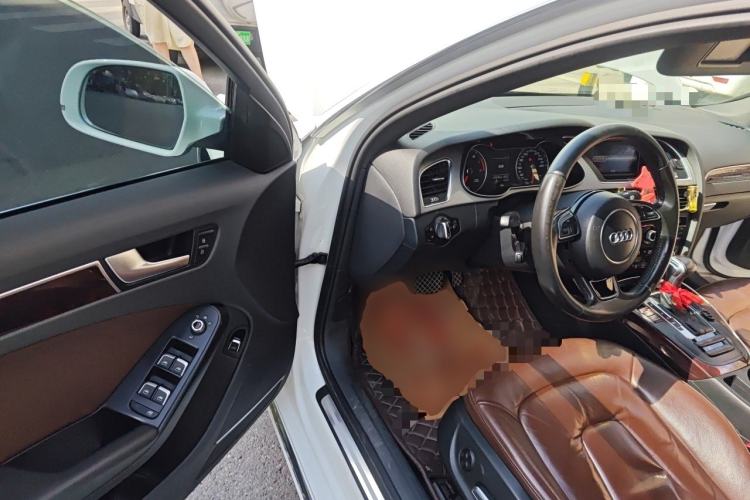 Used Audi A4L 2015 35 TFSI Automatic Comfort Model Driver Seat