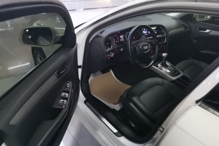 Used Audi A4L 2015 35 TFSI Automatic Standard Model Driver Seat