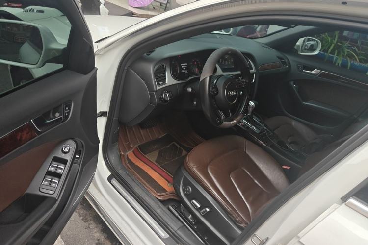 Used Audi A4L 2015 35 TFSI Automatic Comfort Model Driver Seat