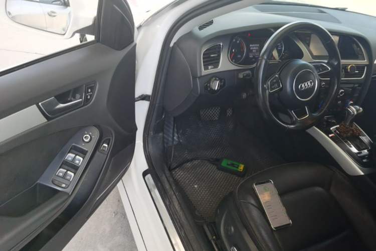 Used Audi A4L 2015 35 TFSI Automatic Standard Model Driver Seat