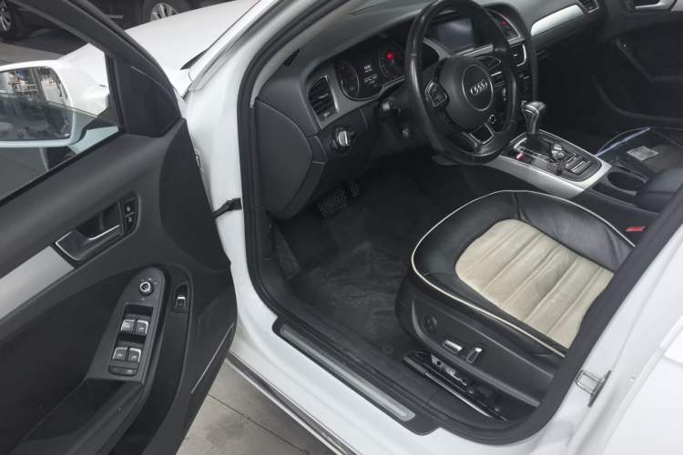 Used Audi A4L 2015 35 TFSI Automatic Standard Model Driver Seat
