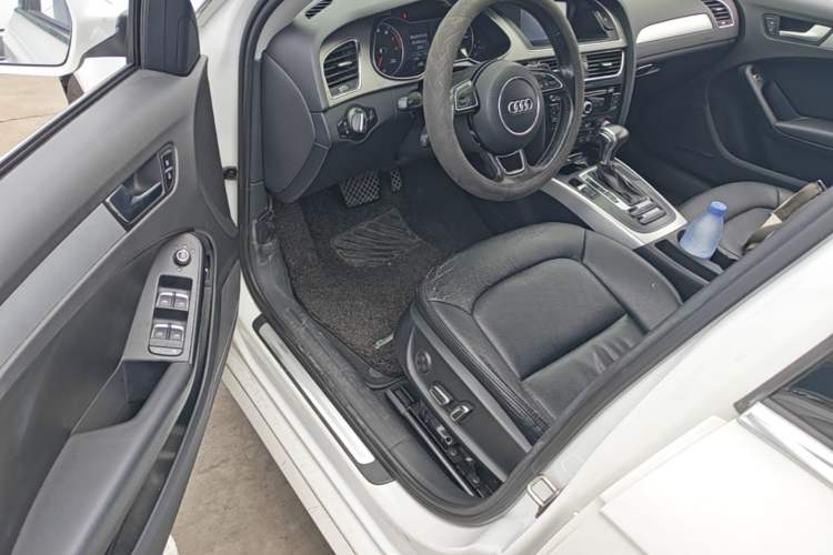 Used Audi A4L 2015 35 TFSI Automatic Standard Model Driver Seat