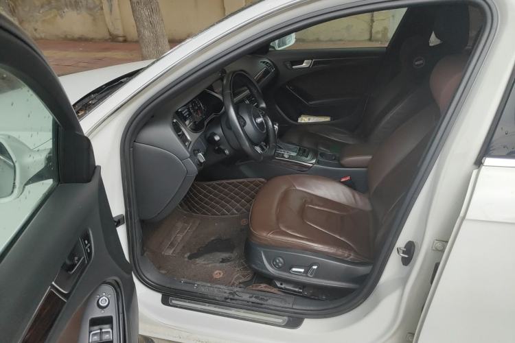Used Audi A4L 2015 35 TFSI Automatic Comfort Model Driver Seat