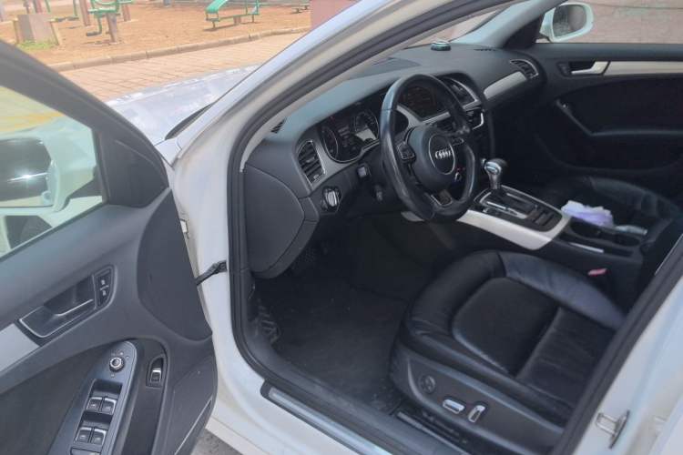 Used Audi A4L 2015 35 TFSI Automatic Standard Model Driver Seat