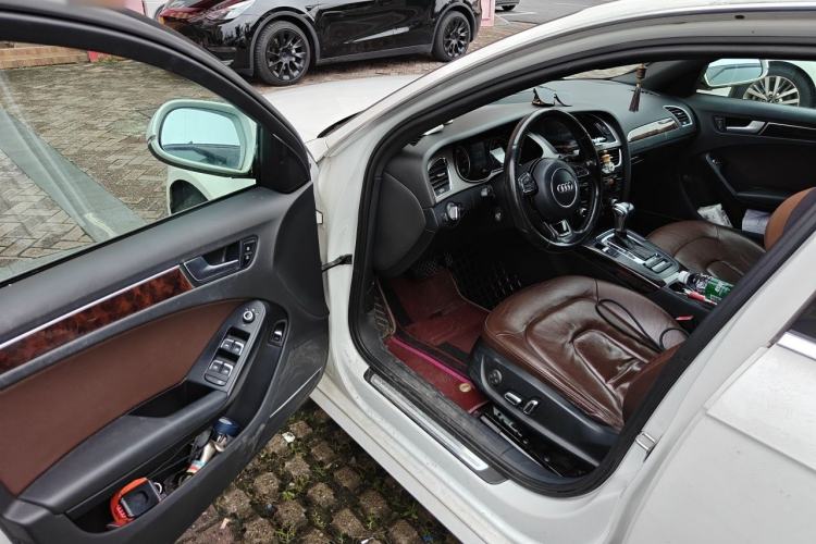 Used Audi A4L 2015 35 TFSI Automatic Comfort Model Driver Seat