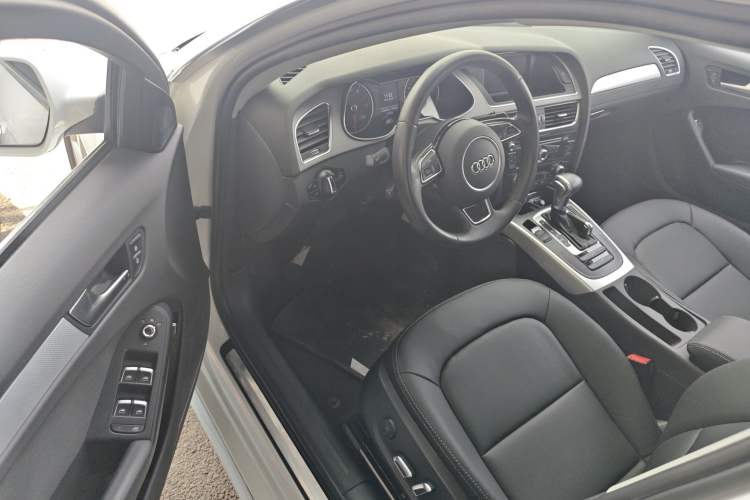 Used Audi A4L 2015 35 TFSI Automatic Standard Model Driver Seat