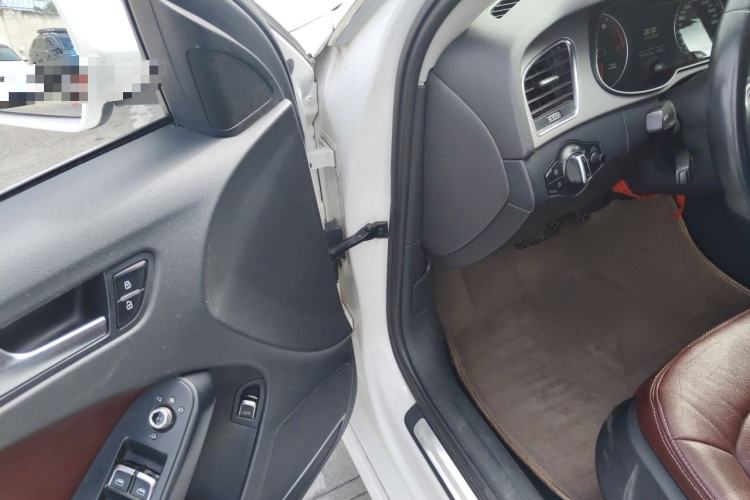 Used Audi A4L 2015 35 TFSI Automatic Standard Model Driver Seat