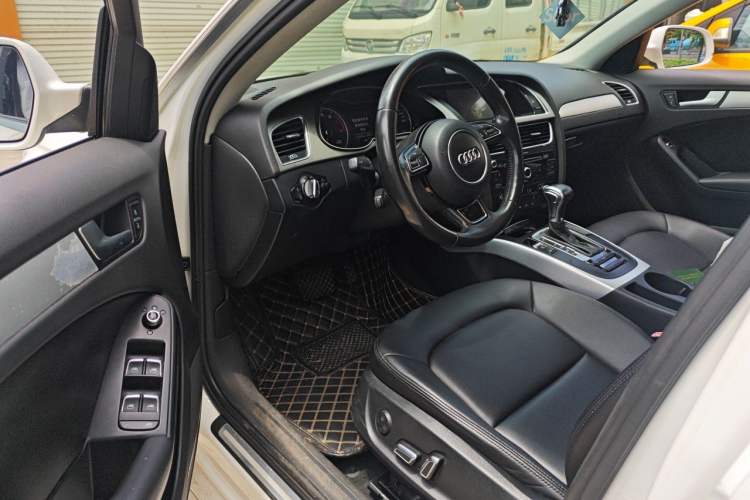 Used Audi A4L 2015 35 TFSI Automatic Standard Model Driver Seat