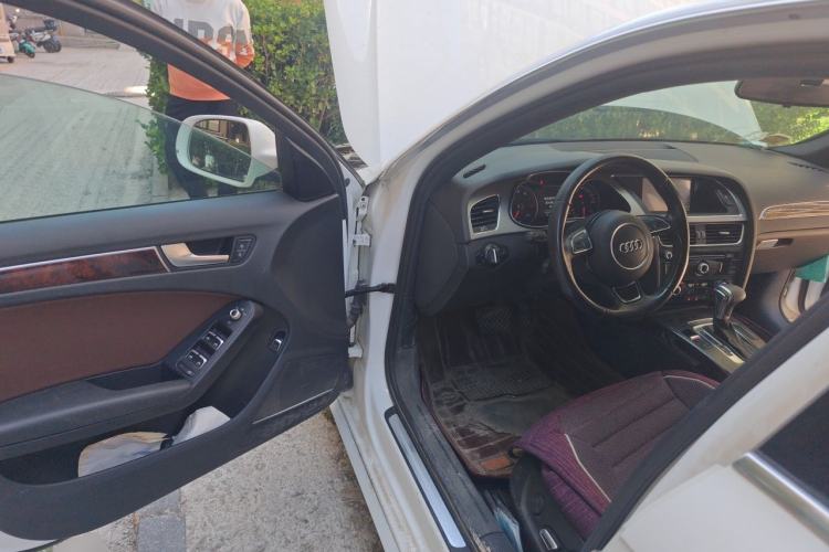 Used Audi A4L 2015 35 TFSI Automatic Comfort Model Driver Seat