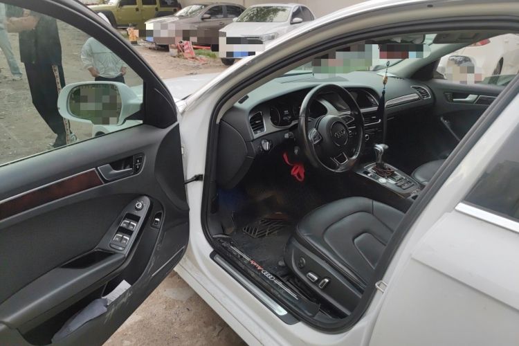 Used Audi A4L 2015 35 TFSI Automatic Comfort Model Driver Seat
