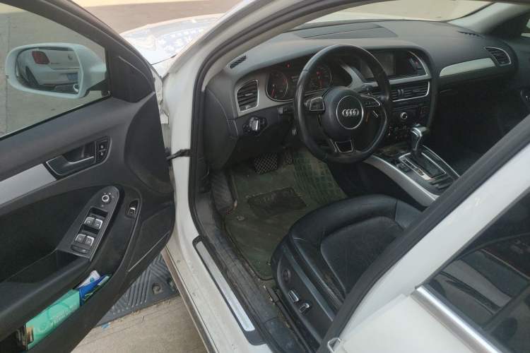 Used Audi A4L 2015 35 TFSI Automatic Standard Model Driver Seat