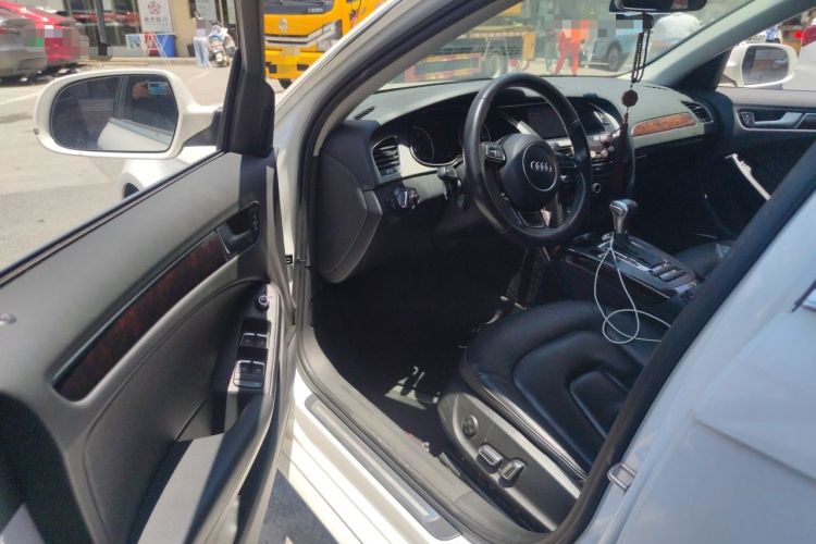 Used Audi A4L 2015 35 TFSI Automatic Comfort Model Driver Seat