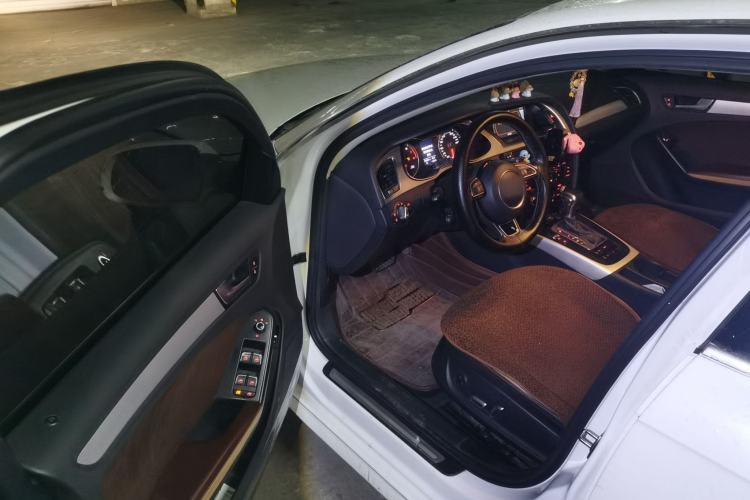 Used Audi A4L 2015 35 TFSI Automatic Standard Model Driver Seat