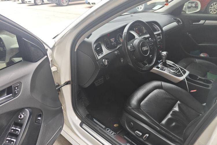 Used Audi A4L 2015 35 TFSI Automatic Standard Model Driver Seat