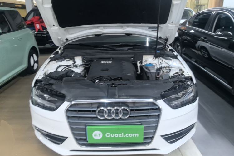 Used Audi A4L 2015 30 TFSI Automatic Comfort Model Engine Bay