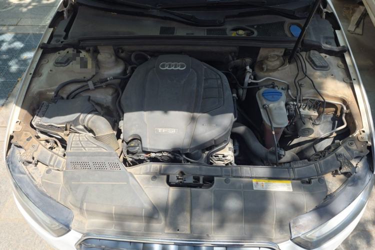 Used Audi A4L 2015 35 TFSI Automatic Technology Model Engine Bay
