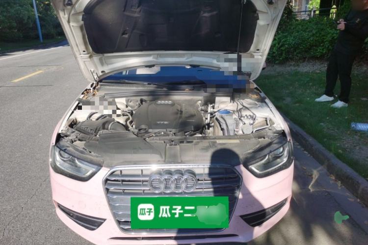 Used Audi A4L 2015 35 TFSI Automatic Standard Model Engine Bay